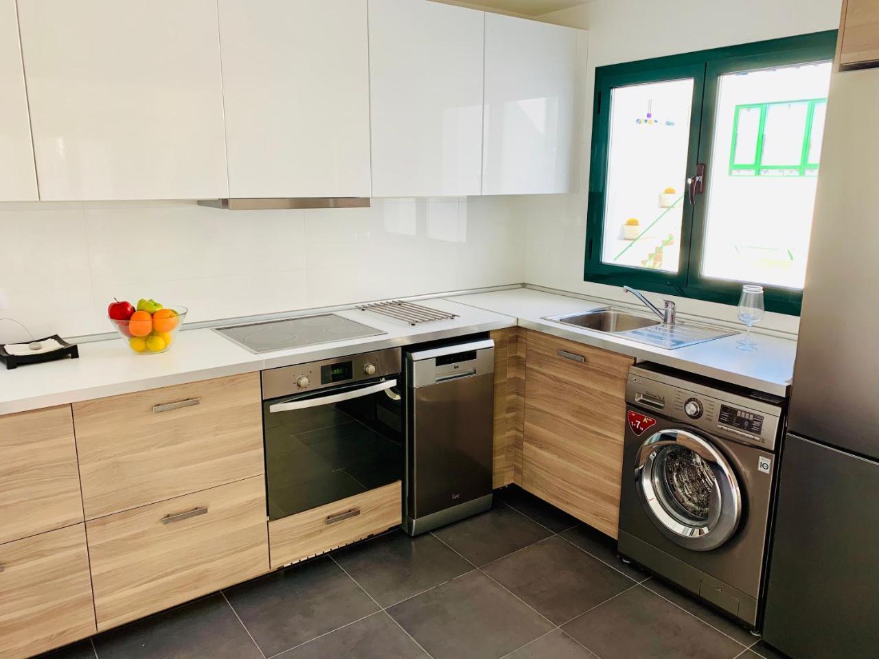 Apartamentos Zalabar Тіас Екстер'єр фото