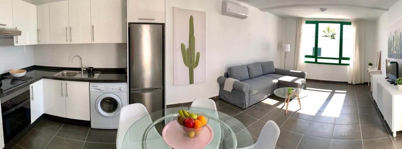 Apartamentos Zalabar Тіас Екстер'єр фото