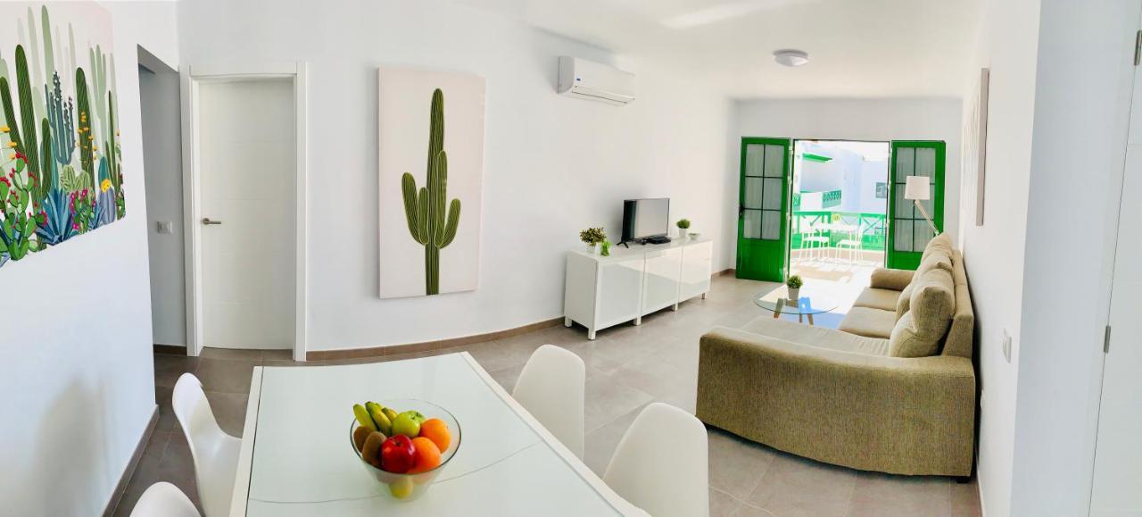 Apartamentos Zalabar Тіас Екстер'єр фото