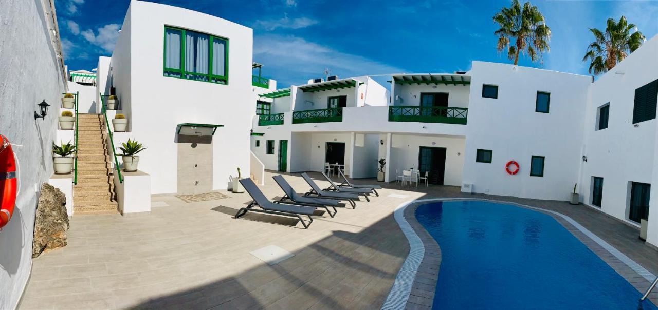 Apartamentos Zalabar Тіас Екстер'єр фото